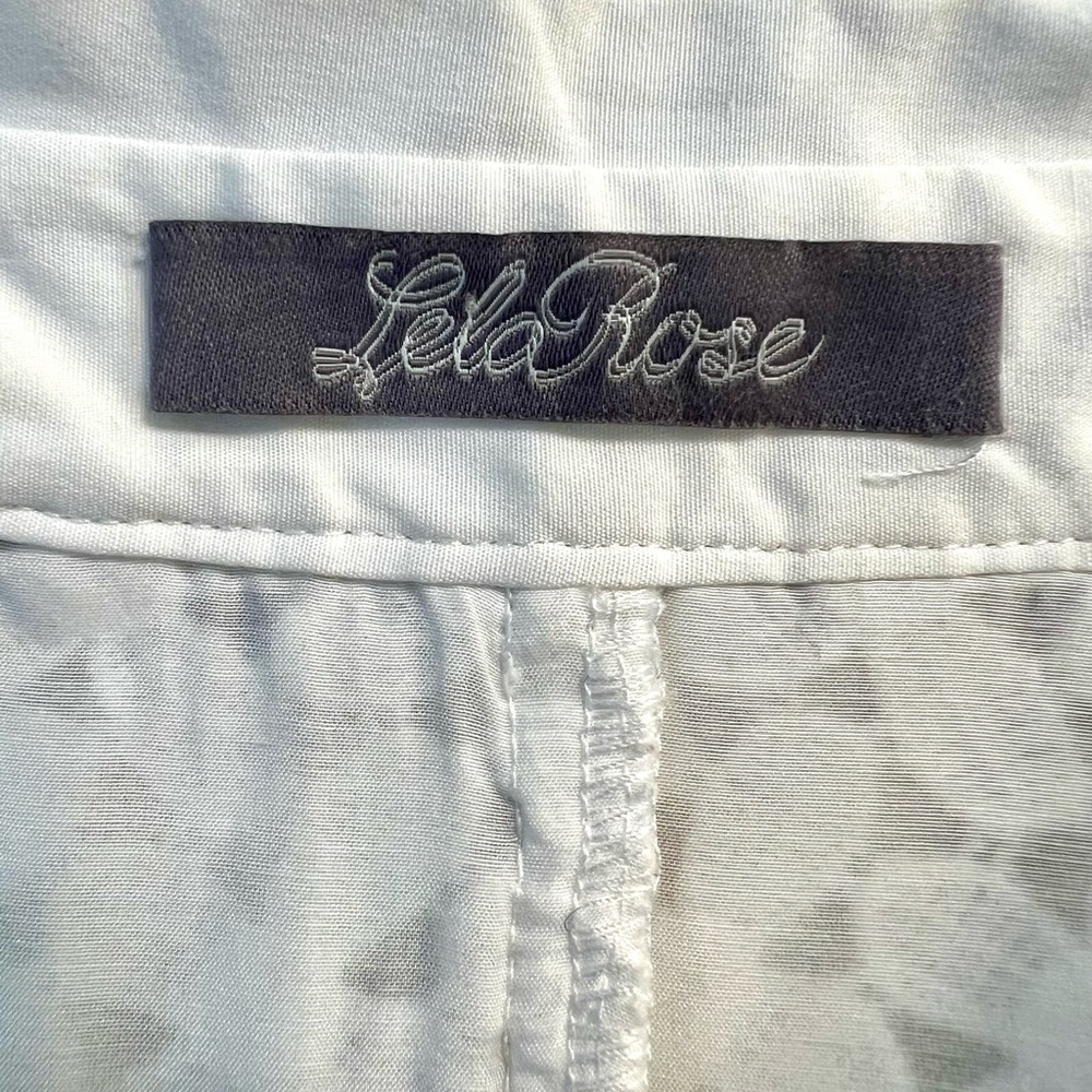 Lela Rose daisy embroidered blouse - Picture 9 of 16